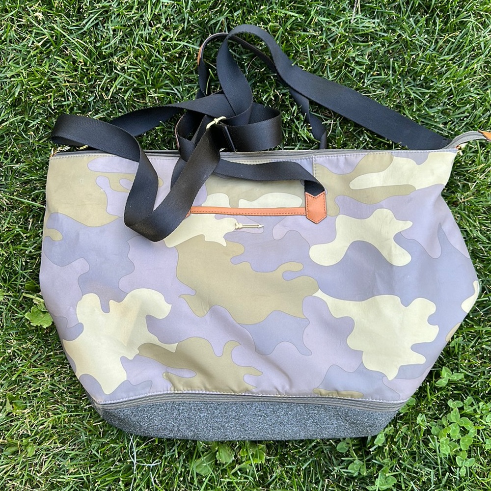 Stella & Dot Large tote bag camo